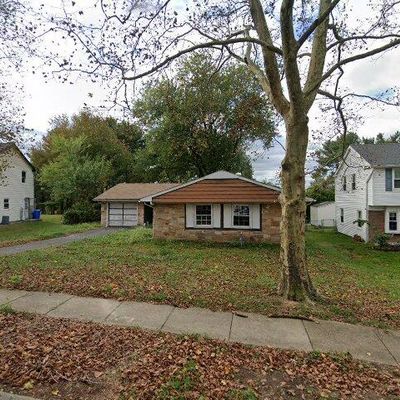 78 Hinsdale Ln, Willingboro, NJ 08046