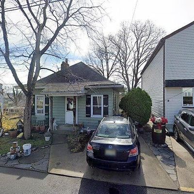 78 Vanderbeck Pl, Hackensack, NJ 07601