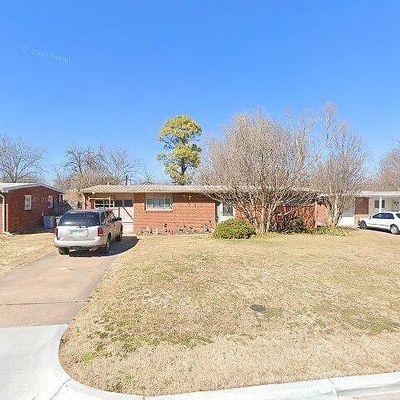 7845 E Marshall St, Tulsa, OK 74115