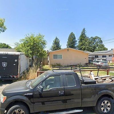 7859 Burton Ave, Rohnert Park, CA 94928