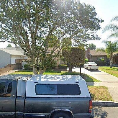 6832 Cantaloupe Ave, Van Nuys, CA 91405