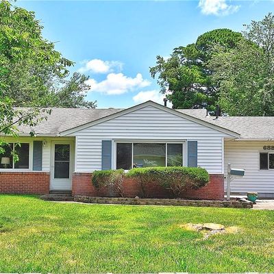 688 Raff Rd, Virginia Beach, VA 23462