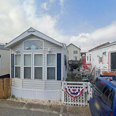 69 15th St, Seaside Park, NJ 08752