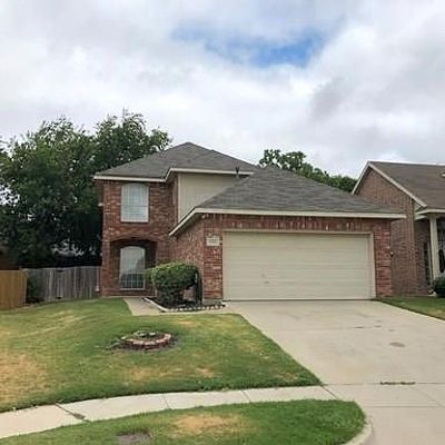 6901 Chaco Trl, Fort Worth, TX 76137