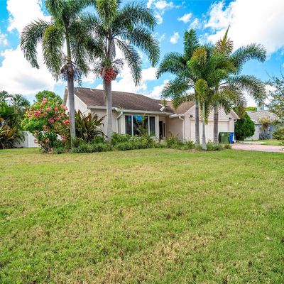 6903 34 Th Ave W, Bradenton, FL 34209