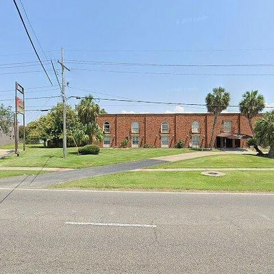 6901 Veterans Memorial Blvd #4, Metairie, LA 70003