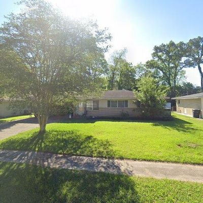 6921 Menlo Dr, Baton Rouge, LA 70808