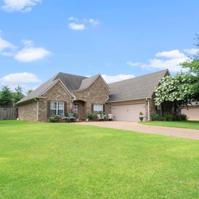 695 Robertson Way, Hernando, MS 38632