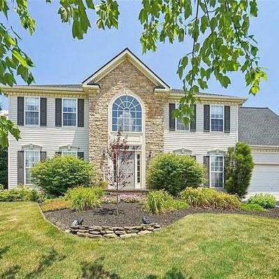 6979 Tuscany Dr, Macungie, PA 18062