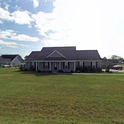 7 Bennett Ln, Ray City, GA 31645