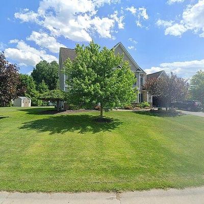 7 Canton Mdw, Fairport, NY 14450