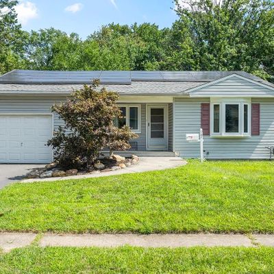 7 Ferris Rd, Edison, NJ 08817