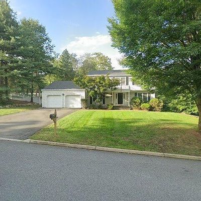 7 Greenway, Allendale, NJ 07401