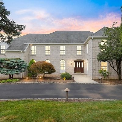 7 Rambling Brook Ln, Warren, NJ 07059