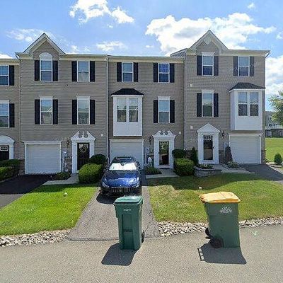 7 Red Rose Ln, Easton, PA 18045