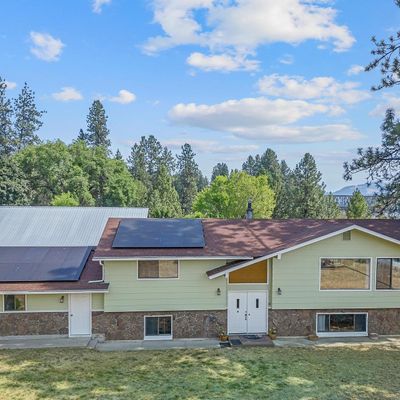 7 Riverwood Cir E, Kettle Falls, WA 99141