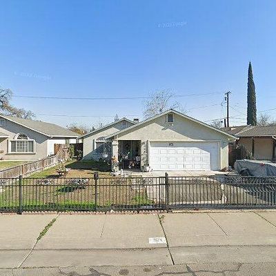 704 N D St, Stockton, CA 95205