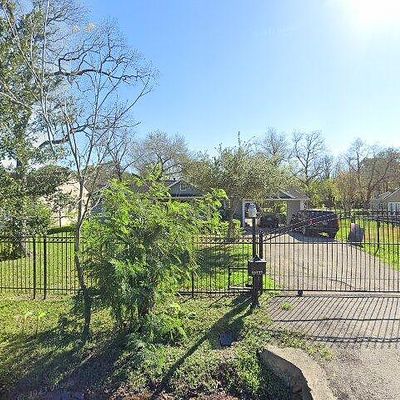 7066 Evans St, Houston, TX 77061