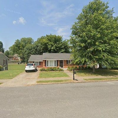 708 1 St Ave, Fayetteville, TN 37334