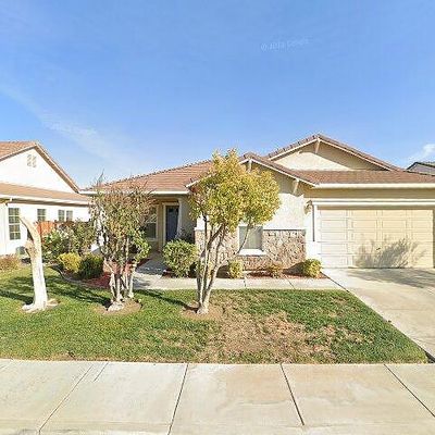 710 Bunting Ln, Newman, CA 95360