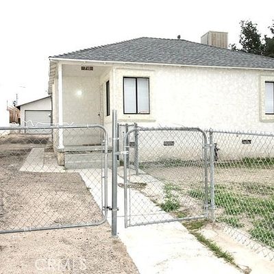 710 W Buena Vista St, Barstow, CA 92311