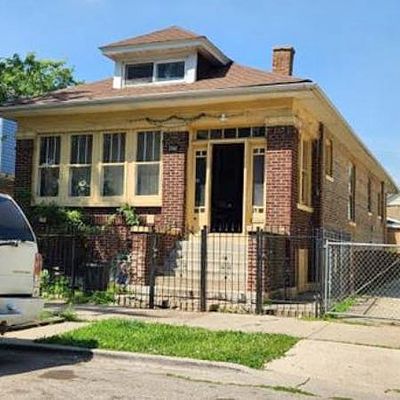 7112 S University Ave, Chicago, IL 60619