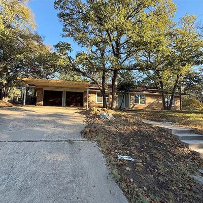 713 Hurst Dr, Bedford, TX 76022