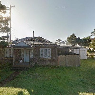 7965 S Minnehaha St, Rockaway Beach, OR 97136