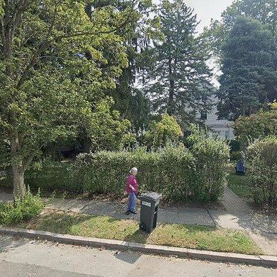 8 Claremont Pl, Montclair, NJ 07042