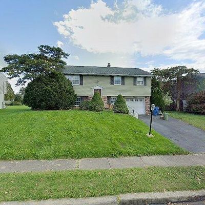 805 Pomander Ave, Reading, PA 19606