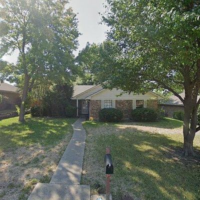 805 Village Green Dr, Rockwall, TX 75087