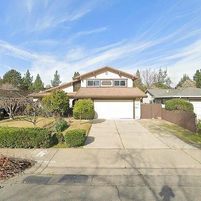 8101 Caribbean Way, Sacramento, CA 95826