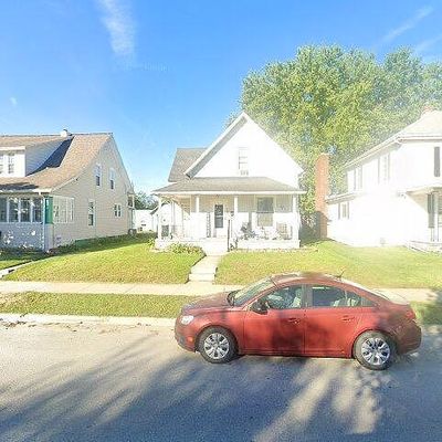 107 S Wood St, Wapakoneta, OH 45895