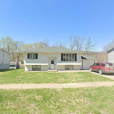 1104 Timber Ln, Glenwood, IA 51534