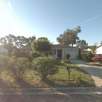 111 Alameda Ave, Sebastian, FL 32958