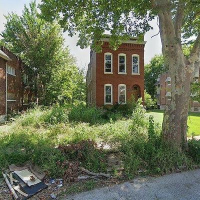 1028 Theobald St, Saint Louis, MO 63147