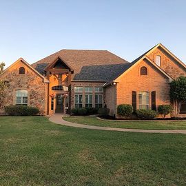 216 PECAN PARK DR