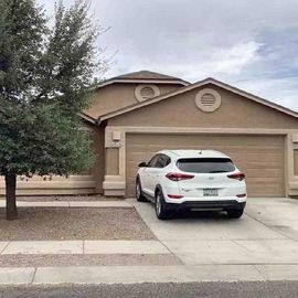 4312 E MESQUITE DESERT TRL