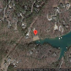 11 KEOWEE DR