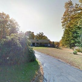 95 MINNECHAUG DR