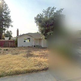 10904 CRISTOBAL WAY