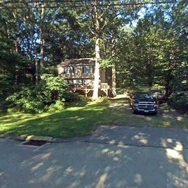 72 FOREST DR