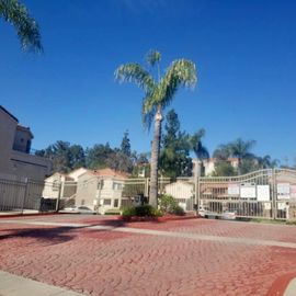 1030 VISTA DEL CERRO DR #208