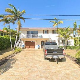 272 W SEAVIEW DR