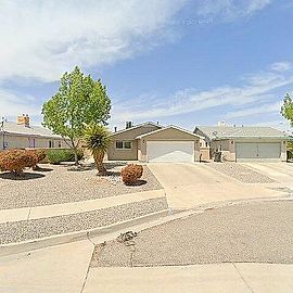 533 CIMARRON MEADOWS DR NE