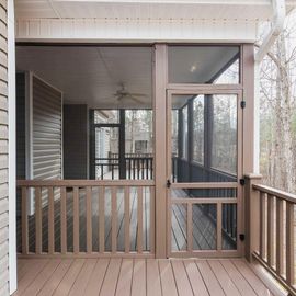 25 BOTTOMLAND DR