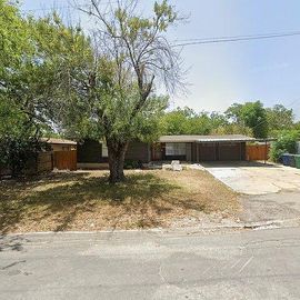 307 ZACHRY DR