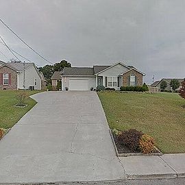 126 OAKLEAF CIR