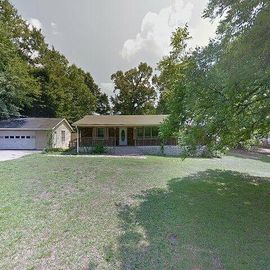 124 MARTIN LN