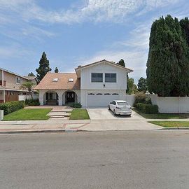 1096 TULARE DR